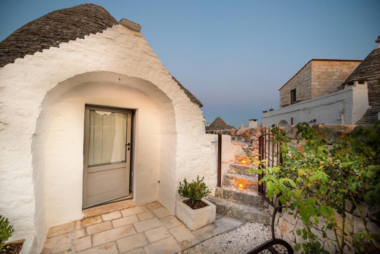 Trulli Holiday Deluxe & Wellness Alberobello Bagian luar foto